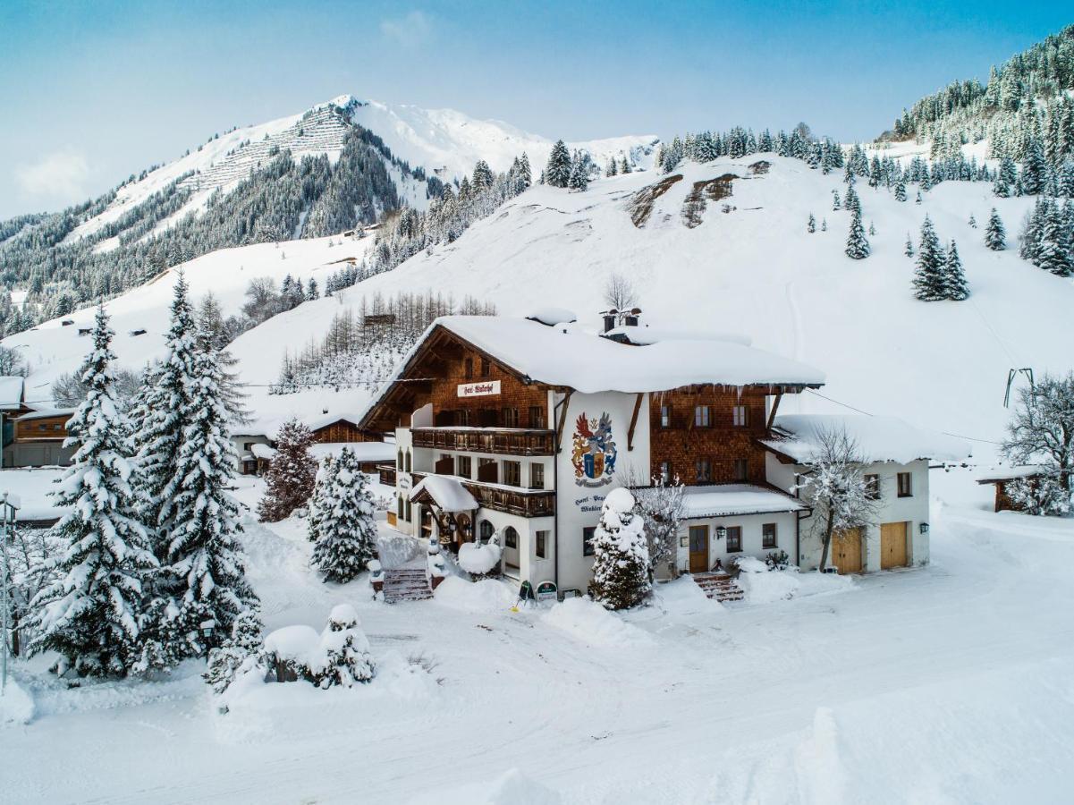Panorama-Hotel Winklerhof Holzgau Exterior photo
