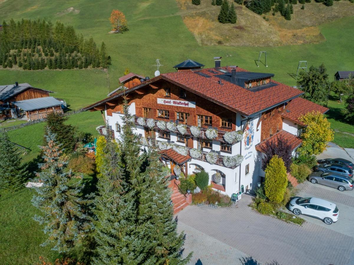 Panorama-Hotel Winklerhof Holzgau Exterior photo